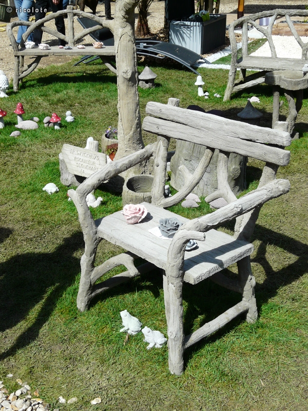 Chaise en rocaille bÃ©ton
