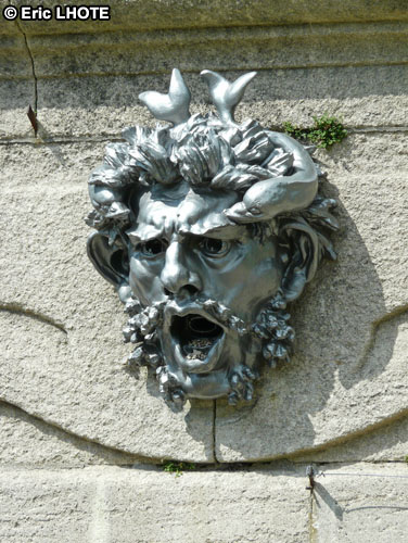 Fontaine mascaron
