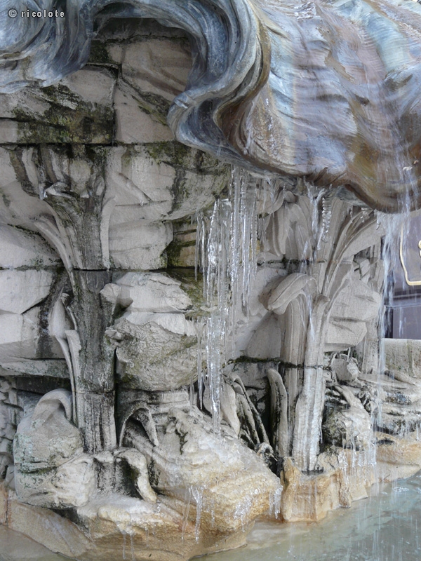 Fontaine rocaille baroque