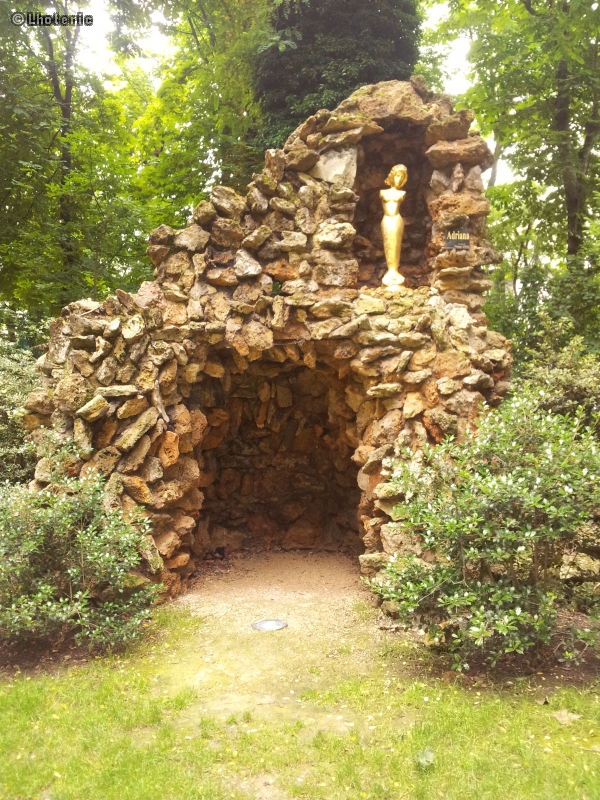 Grotte rocaille Ã  Romainville