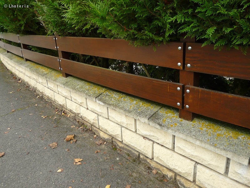 Muret en pierre + double lisse bois