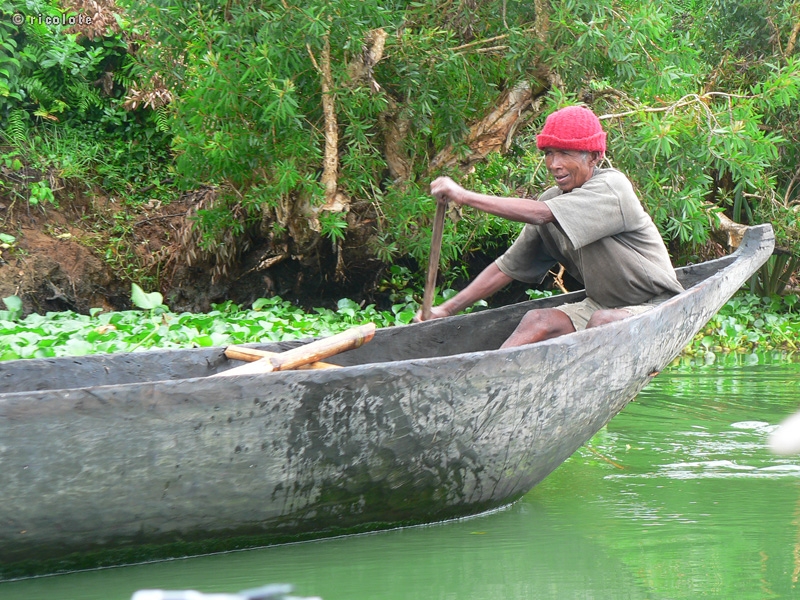 PÃªcheur en pirogue