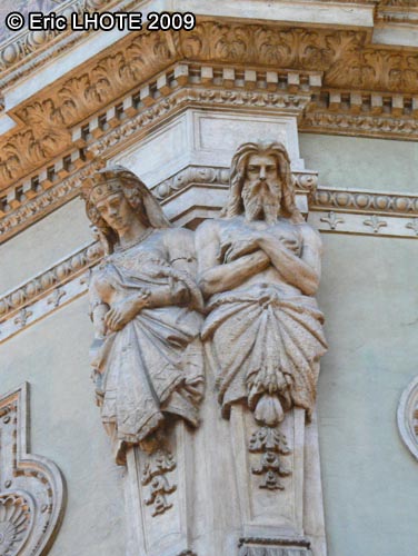 Pignon sculptÃ©