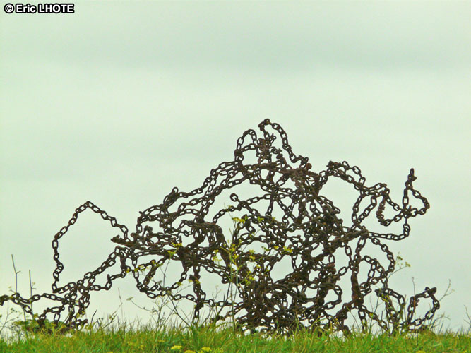 Sculpture chaine en fer