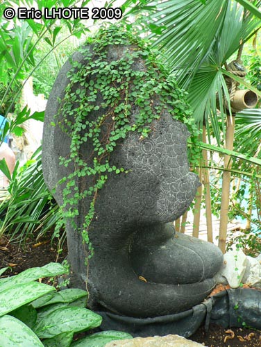 Statue cambodgienne
