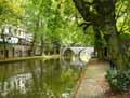 Canal-a-Utrecht-20120822170312.jpg