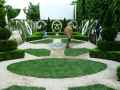 Petit-jardin-ephemere-a-la-Francaise-20130709142410.jpg